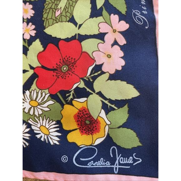 VTG. The National Trust for Scotland Scarf Wildflower Queen Elizabeth Designer - Picture 4 of 4